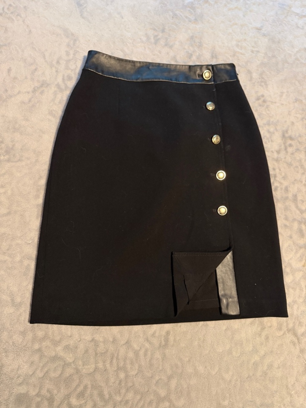 Black faux leather trimmed Button-Trim Pencil Skirt
